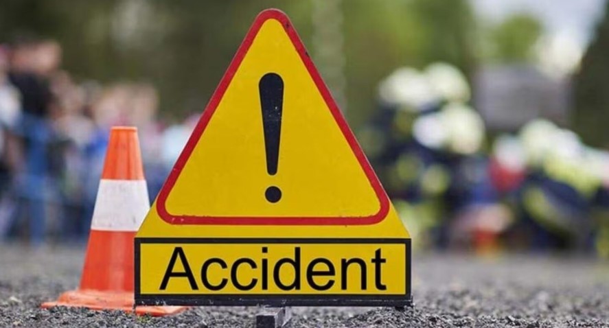 भानियावाला फ्लाईओवर पर हुआ भीषण हादसा, डिवाइडर से टकराई कांवड़ियों की बाइक, दो की मौत