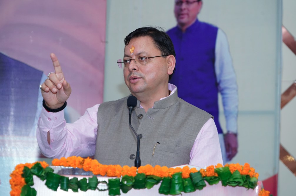 मुख्यमंत्री धामी ने दिलाई शपथ: उत्तराखंड को बनाना है भ्रष्टाचार मुक्त