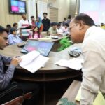 जिलाधिकारी सविन बंसल की सख्त कार्रवाई, लापरवाह कानूनगो को किया निलंबित