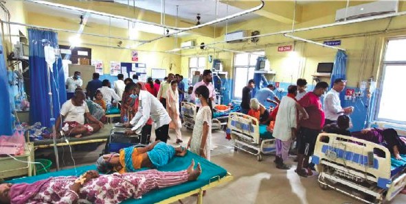 नेपाल के बीरगंज में हैजा का कहर, तीन की मौत, सैकड़ों लोग अस्पताल में भर्ती