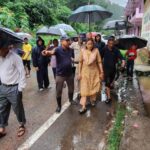 रेखा आर्या ने किया सोमेश्वर के आपदाग्रस्त क्षेत्रों का निरीक्षण