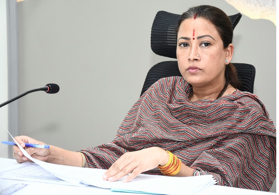 किसानों को 72 घंटे के अंदर मिले फसल का पैसा- रेखा आर्या