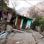 पिंडर घाटी में भारी बारिश से मकान और पैदल रास्ते क्षतिग्रस्त, 15 परिवार सुरक्षित स्थानों पर शिफ्ट