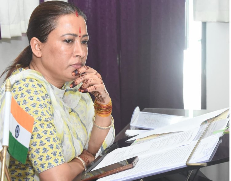 पोषण माह अभियान का समापन भव्य होगा- रेखा आर्या