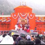 आज बंद होंगे बद्रीनाथ धाम के कपाट