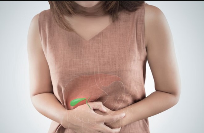 पित्ताशय में पथरी क्यों बनती है? जानें वे आदतें जो खतरा बढ़ा देती हैं