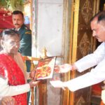 राष्ट्रपति द्रौपदी मुर्मू ने शक्तिपीठ मां नैना देवी मंदिर में की पूजा-अर्चना