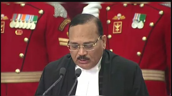 जस्टिस सूर्यकांत बने देश के 53वें मुख्य न्यायाधीश, राष्ट्रपति द्रौपदी मुर्मू ने दिलाई शपथ