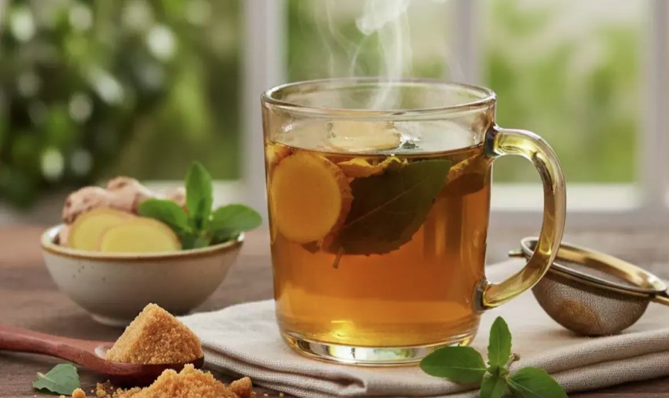 सर्दियों में घर पर बनाएं ये 5 शक्तिशाली काढ़े, सर्दी-जुकाम रहेगा दूर और इम्यूनिटी होगी मजबूत