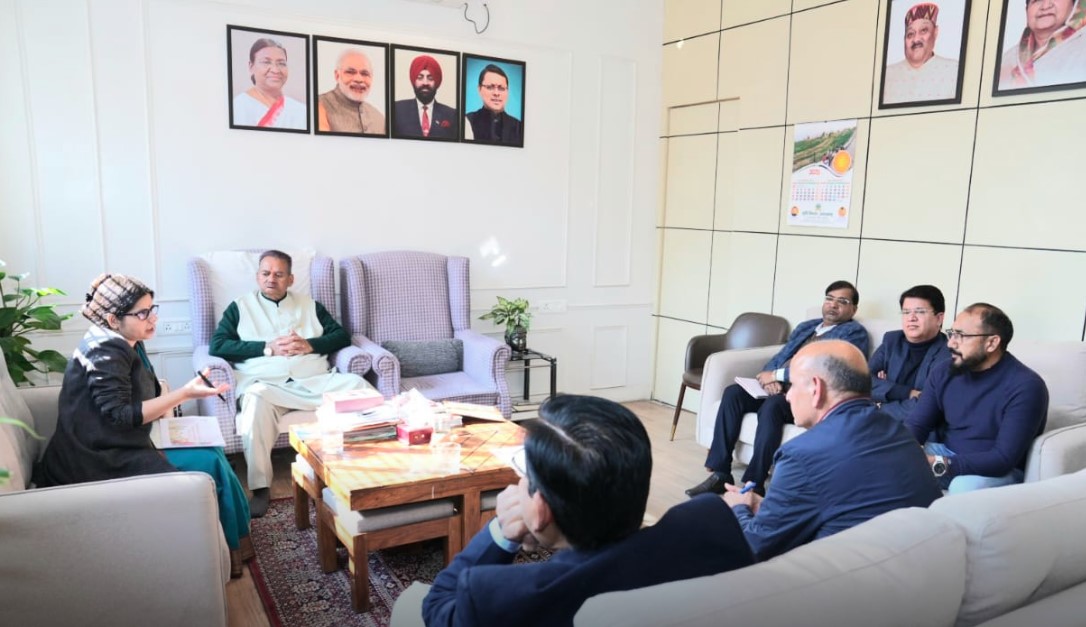 कृषि मंत्री गणेश जोशी ने गढ़वाल एवं कुमाऊं मंडल में एक-एक टिशू कल्चर लैब स्थापित करने के दिए निर्देश