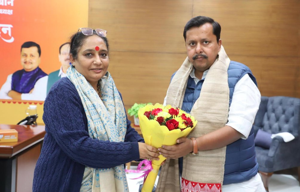 विधानसभा अध्यक्ष ऋतु खण्डूडी ने भाजपा के नव नियुक्त राष्ट्रीय कार्यकारी अध्यक्ष नितिन नवीन से की शिष्टाचार भेंट