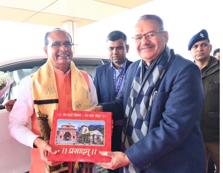 मंत्री गणेश जोशी ने उत्तराखण्ड आगमन पर केंद्रीय कृषि मंत्री शिवराज सिंह चौहान का किया स्वागत