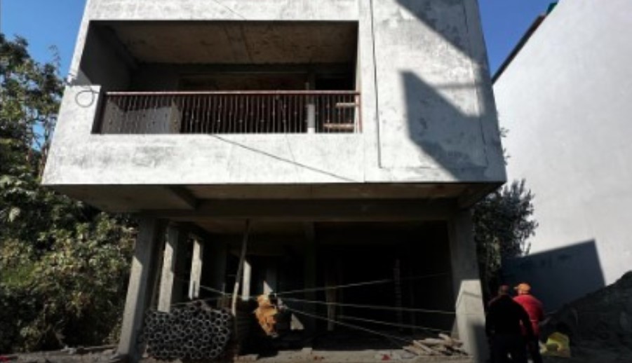 एमडीडीए का बड़ा एक्शन, मालसी–मसूरी और ग्राफिक एरा रोड पर अवैध निर्माण सील