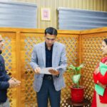 15 साल बाद विस्थापित परिवार को मिला आवासीय भूखंड का कब्जा