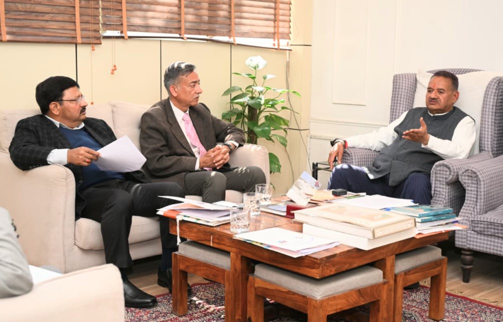 सैनिक कल्याण मंत्री गणेश जोशी ने निर्माणाधीन सैन्य धाम के कार्यों की प्रगति की समीक्षा की