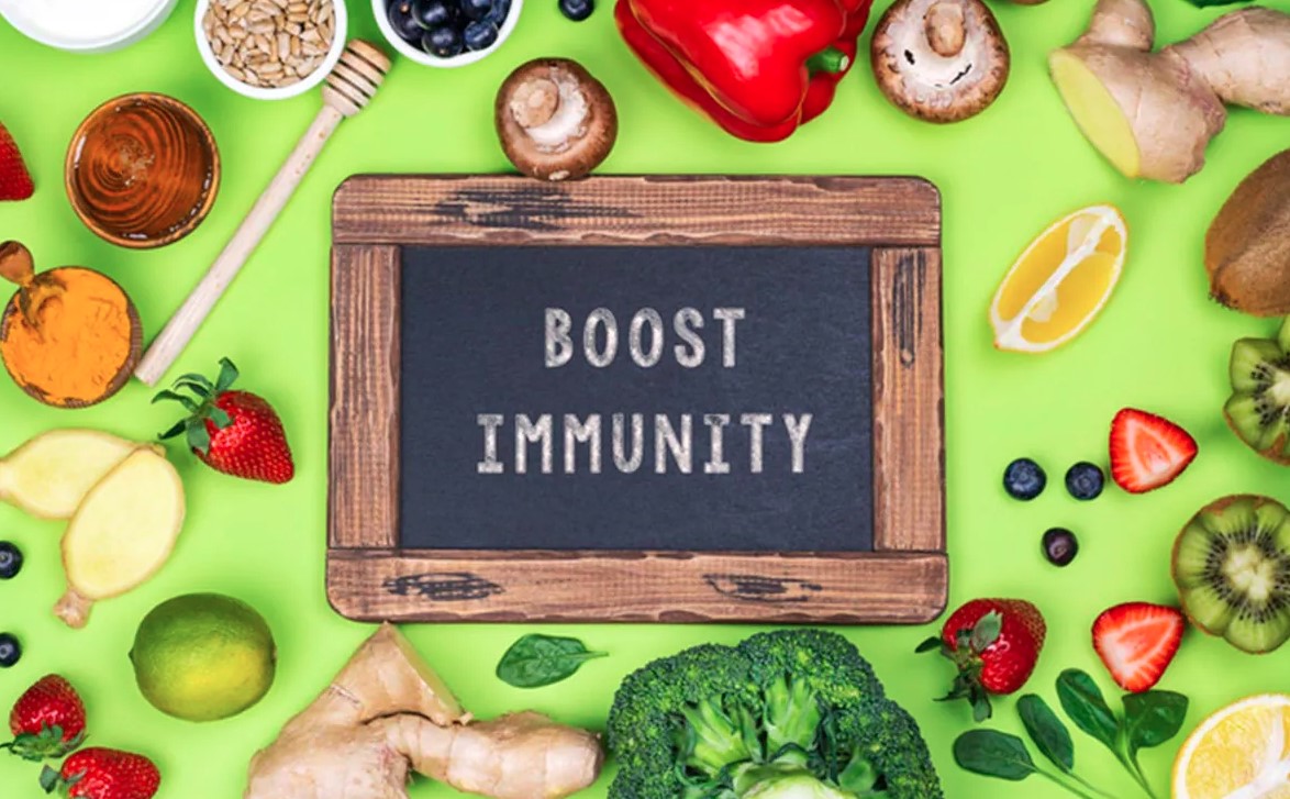 मजबूत इम्यून सिस्टम के लिए क्या खाएं? जानें एक्सपर्ट की सलाह