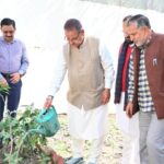 कृषि मंत्री गणेश जोशी ने अपने शासकीय आवास पर किया पौधरोपण