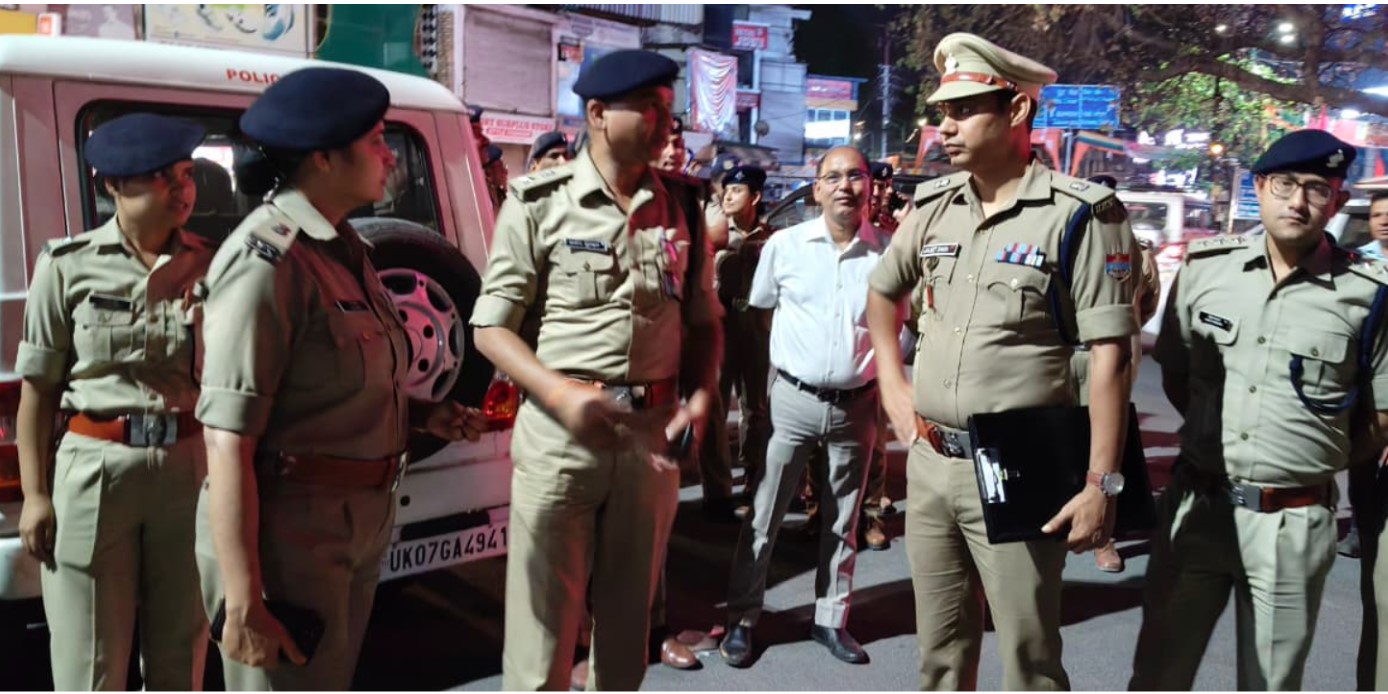 निर्धारित समयावधि के बाद खुलने वाले बार-रेस्टोरेंट्स पर पुलिस का शिकंजा, 2 संचालकों पर केस दर्ज