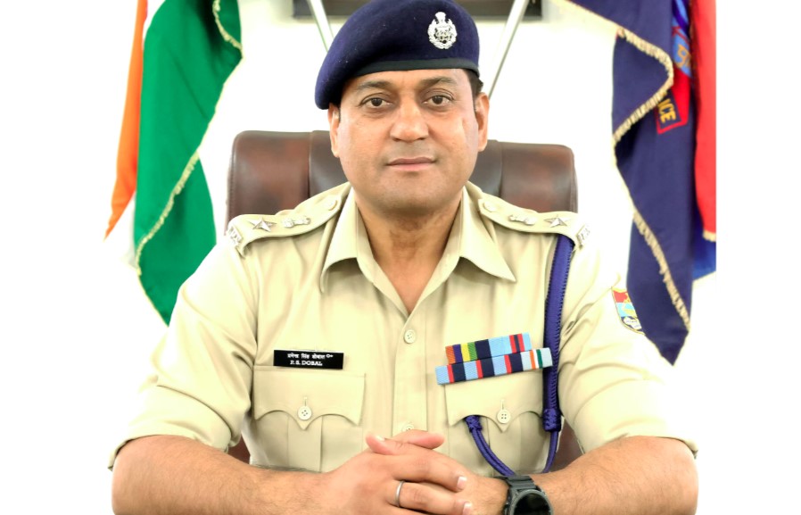 एसएसपी देहरादून का कडा एक्शन, आई0डी0पी0एल0 चौकी के 12 पुलिसकर्मियों को किया निलिम्बित