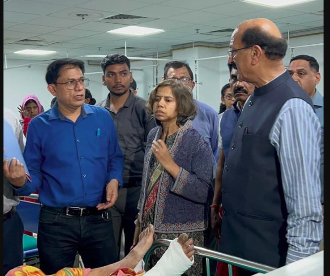 चिकित्सा स्वास्थ्य एवं चिकित्सा शिक्षा मंत्री सुबोध उनियाल ने दून अस्पताल का किया निरीक्षण