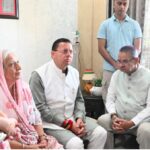 मुख्यमंत्री धामी ने दिवंगत रिटायर्ड ब्रिगेडियर मुकेश जोशी को दी श्रद्धांजलि