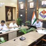 बढ़ती आपराधिक घटनाओं पर डीएम सख्त, होमस्टे, होटल एवं वेडिंग प्वाइंट्स पर सघन सत्यापन के निर्देश