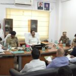 चारधाम यात्रा पंजीकरण हेतु ट्राजिट कैम्प ऋषिकेश में 30 पंजीकरण कांउटर सहित 30 मोबाईल टीमें तैनात