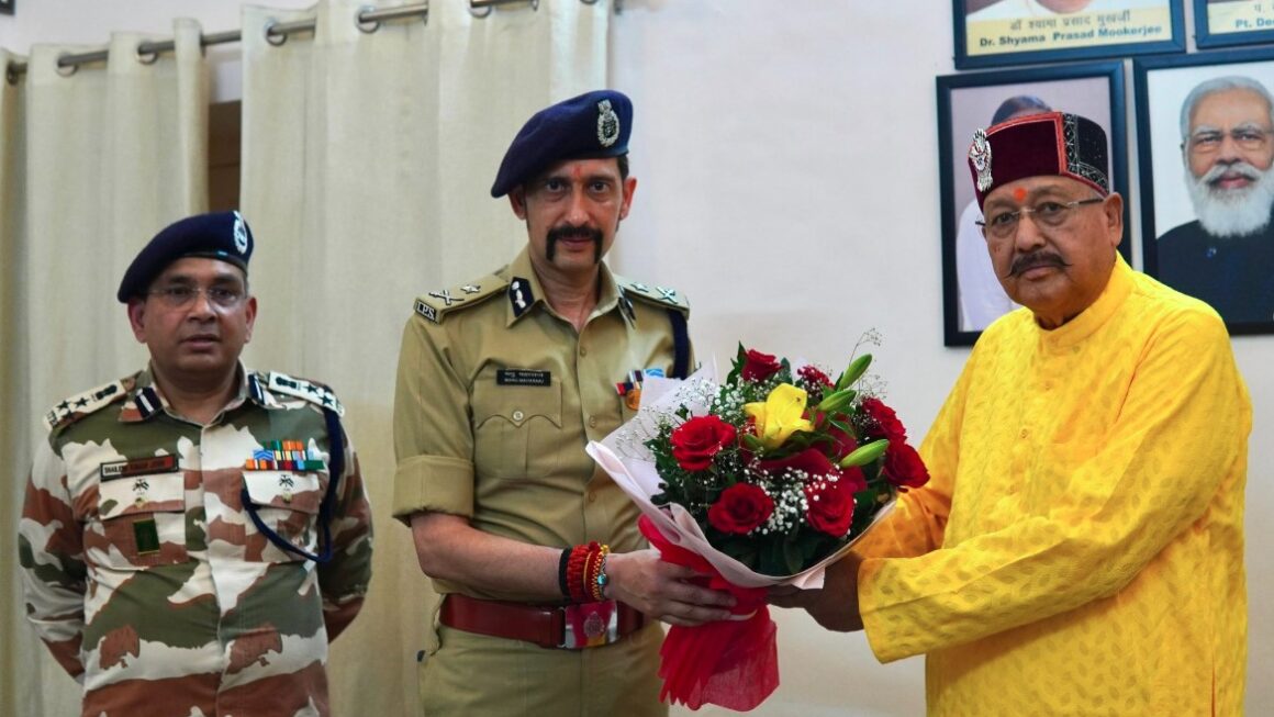 राज्य सरकार सीमांत क्षेत्रों के विकास और तीर्थयात्रियों की सुचारू यात्रा के लिए पूरी तरह प्रतिबद्ध- महाराज