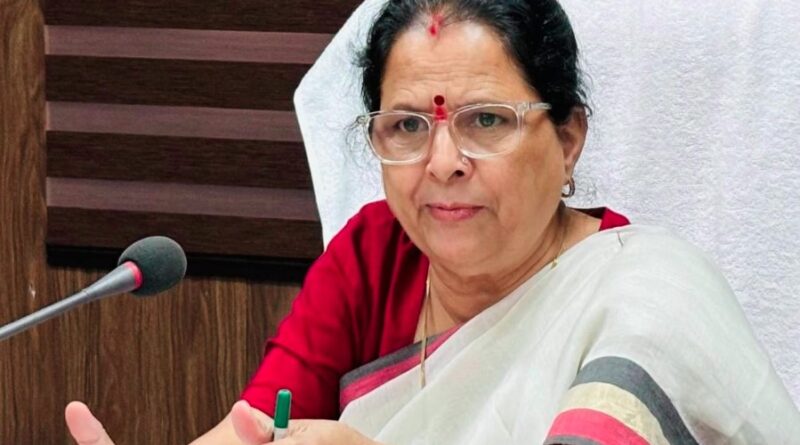​शिक्षा के मंदिर में अनैतिक गतिविधियां अक्षम्य, दोषियों पर होगी कठोरतम कार्रवाई- कुसुम कंडवाल