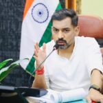 सीएम घोषणाओं के क्रियान्वयन में लापरवाही बर्दाश्त नहीं, डीएम ने दिए कड़े निर्देश
