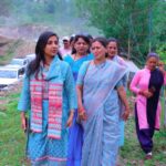 दूरस्थ गांवों तक पहुंचीं जिलाधिकारी, अस्पताल, बाजार और चौपालों में पहुंचकर जानी लोगों की समस्याएं