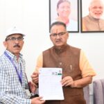 एक जागरूक मतदाता ही सशक्त लोकतंत्र की सबसे बड़ी ताकत है- गणेश जोशी