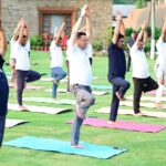 मुख्यमंत्री धामी ने अधिकारियों एवं कर्मचारियों के साथ किया योगाभ्यास