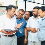 आढ़त बाजार–तहसील चौक सड़क चौड़ीकरण परियोजना का डीएम ने किया निरीक्षण